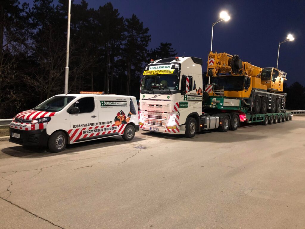 Transportation of construction machines — photo 3